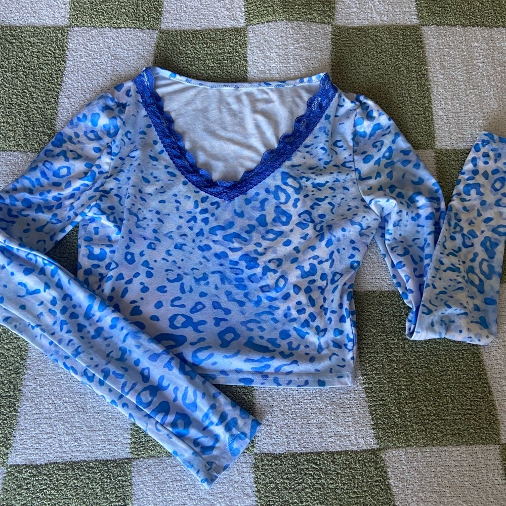 Blue lace long sleeve top